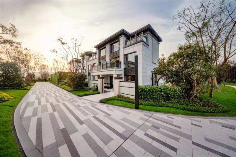 碧桂园长桥江山(新房)4室4厅4卫300㎡南324万