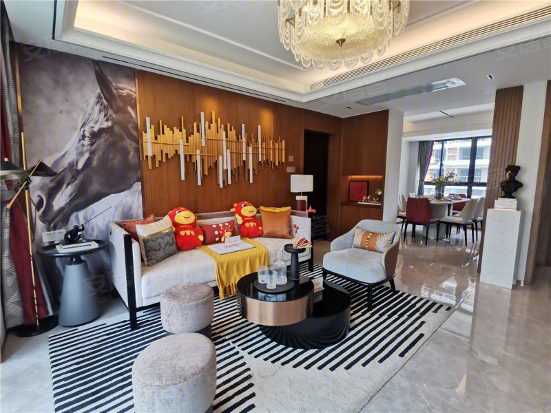 华远万江 时代之光4室2厅118㎡52万二手房图片