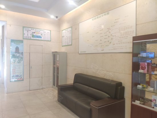 江西省轻工业塑料大厦 