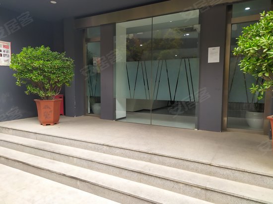 雅宝红城写字楼