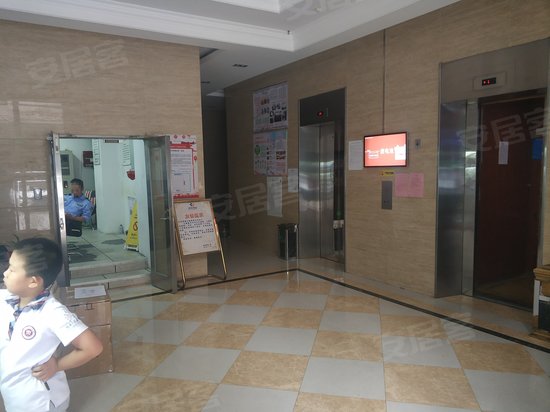 香榭水岸公寓大楼 