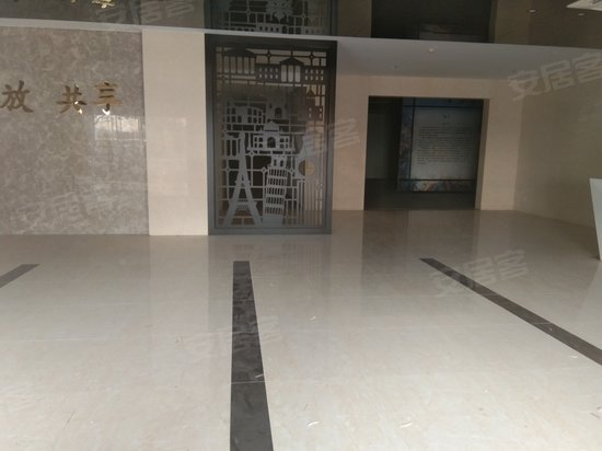 天景山商业中心 