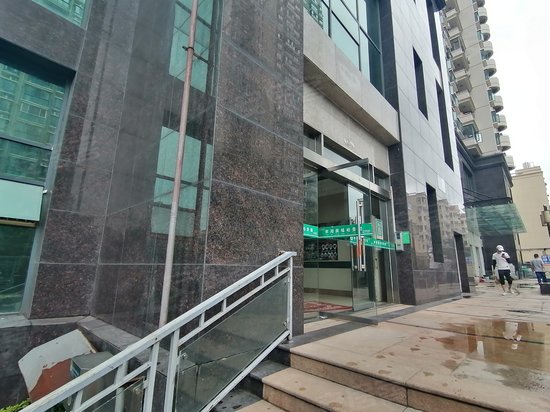 东湖广场柏景阁 