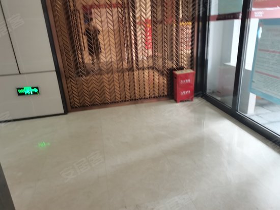 隆鑫爱琴海(商住楼) 