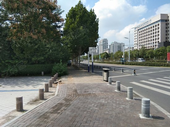 振源化工公司综合楼 