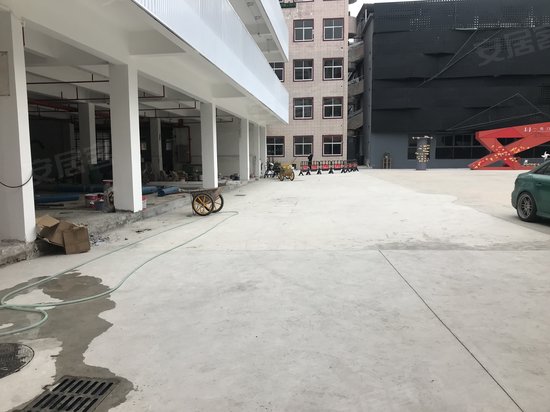 红星学校生活美育社区(办公) 