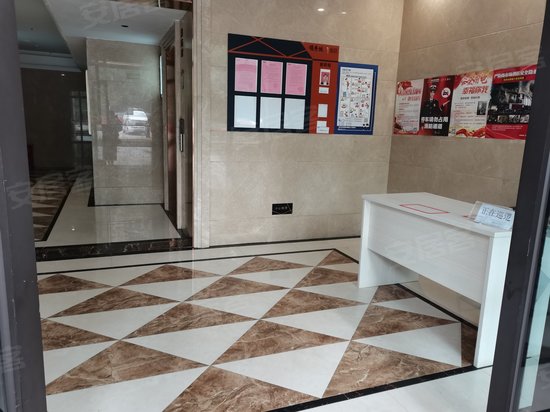 鲁能领秀城一街区(商住楼) 