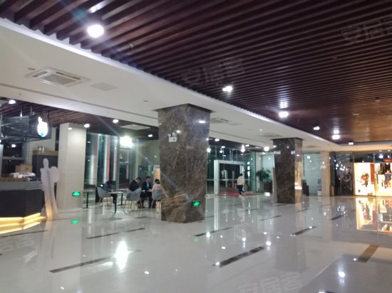 金海湾财富中心 