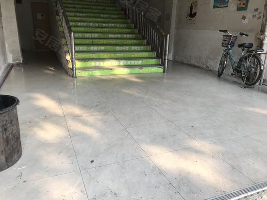 季华花园二期高级写字楼 