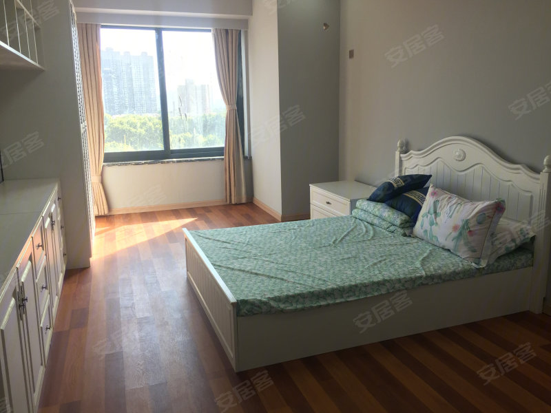 顺泽自在城3室2厅132㎡万二手房图片
