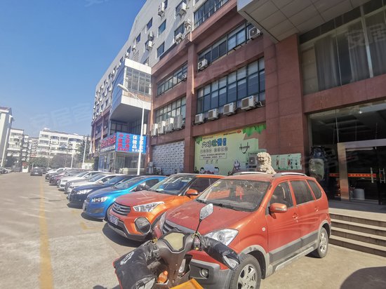 宝锡大厦(办公) 