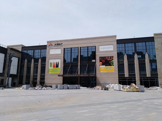 西郊乐缤纷广场 