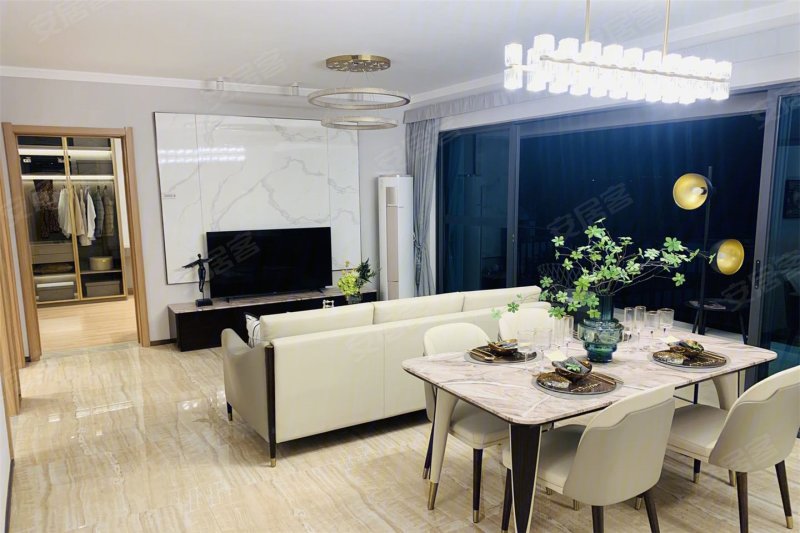 碧桂园熬不住啦1万单价送车位快来咨询有惊喜