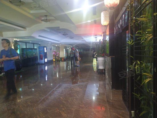 世贸广场写字楼 