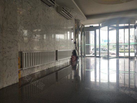 大连开发区邮电大厦 