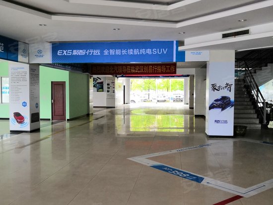 商贸城中心大楼 