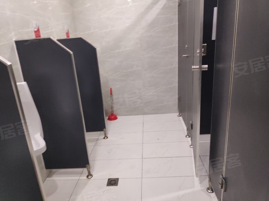 汇宝购物广场(办公) 