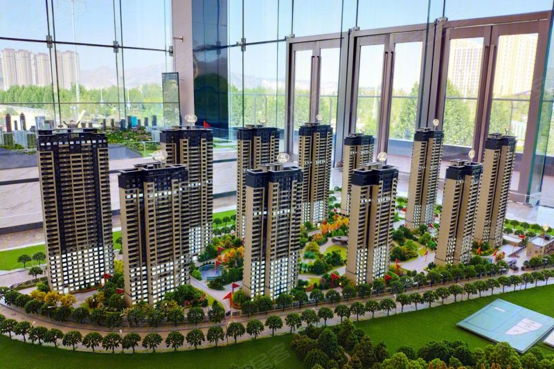 彭家坪西路与西坪街交汇处(中央生态公园向西100米)-兰州保利大都汇