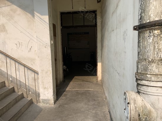 新源大厦(商住楼) 