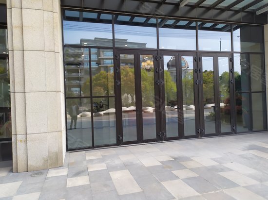 索菲亚商务大厦