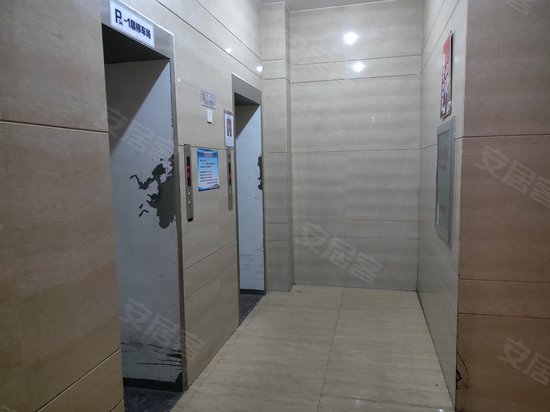 步阳江南甲第商住楼 