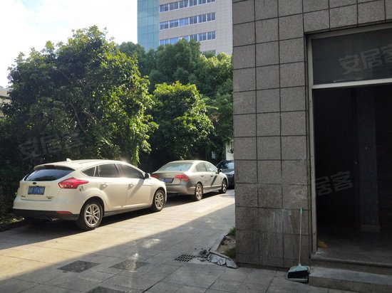 丰华名都商务楼 