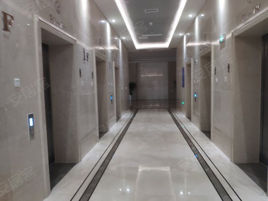 山东高速西海岸中心 