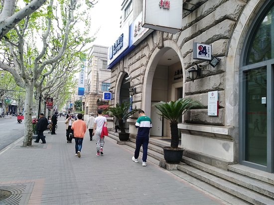 东方明珠涉外商务楼 