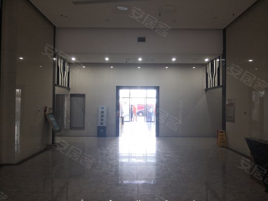 金霞跨境产贸城 