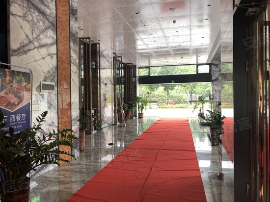 希尔顿欢鹏酒店商务中心 