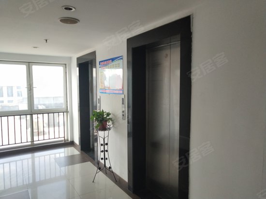 宝龙国际酒店公寓 