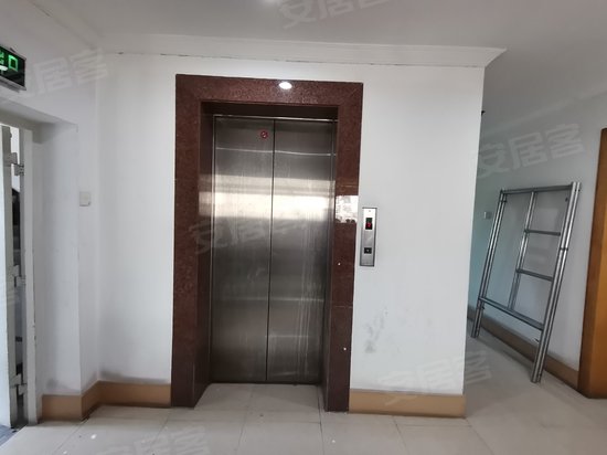 新华路265号写字楼 