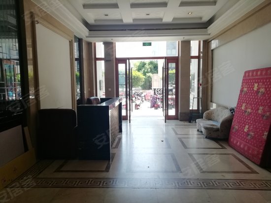 融侨世家商住楼 