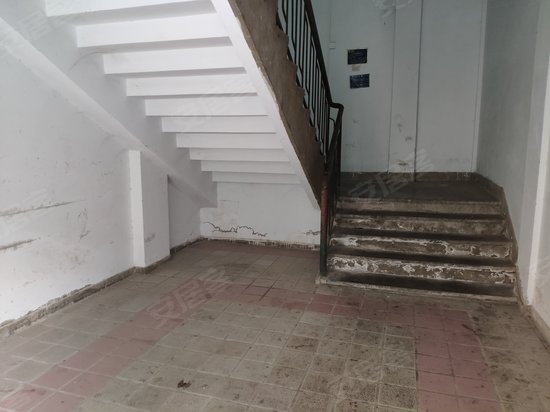 合川市农业发展银行综合楼 