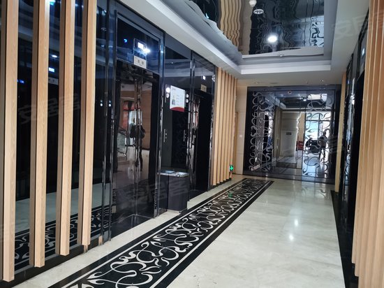 中渝春华秋实(商住楼) 