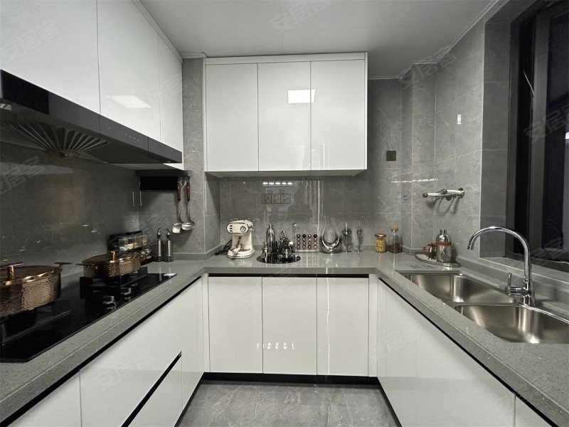 华实长沙领峯(新房)4室2厅131㎡187万二手房图片