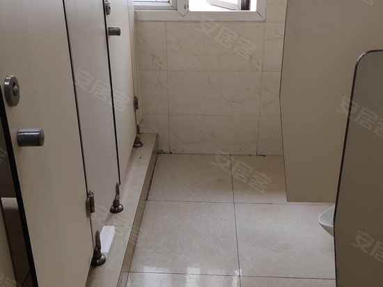 金陵东路396号楼 