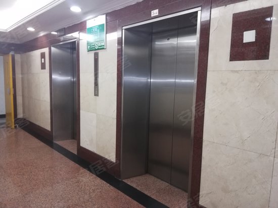 王府井工美大厦 