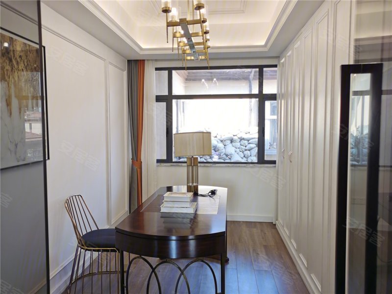 青龙湾蓝谷国际3室2厅2卫115㎡南62万