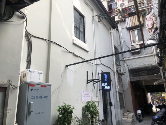 南京东路146弄37号楼 