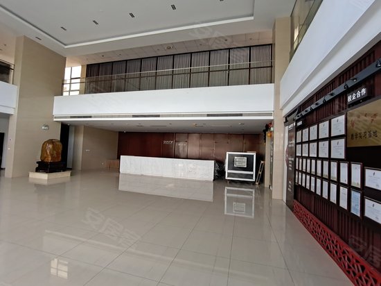 尊品电商产业园 