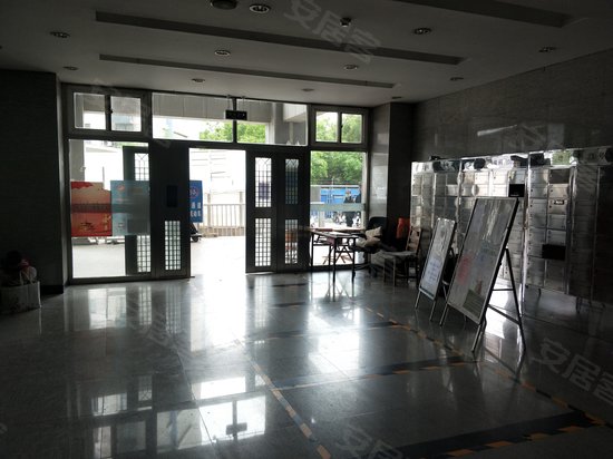 上地佳园23号公寓楼 