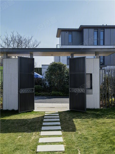 朱家角 低密度临湖类独栋别墅花园500平 近地铁 看房方便,上实海上湾