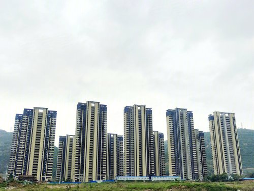 彭家坪西路与西坪街交汇处(中央生态公园向西100米) - 兰州保利大都汇