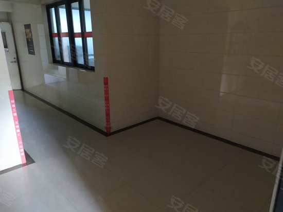 高铁新城圆融广场 