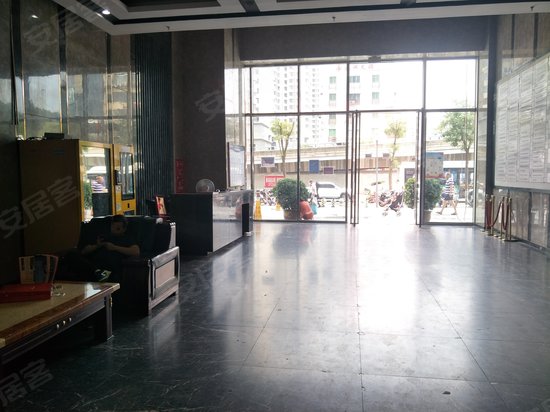 胡家庙购物中心 