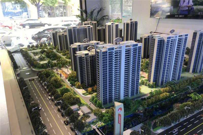 文昌大道与光明路交汇处向东300米路南-安阳汇富星港湾·二期二手房