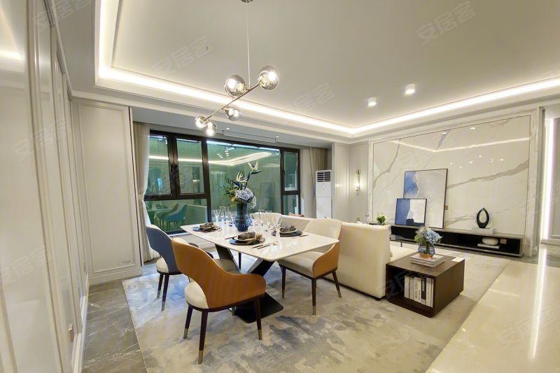 熙悦九里小三室带12000一层带下越现房欲购从速