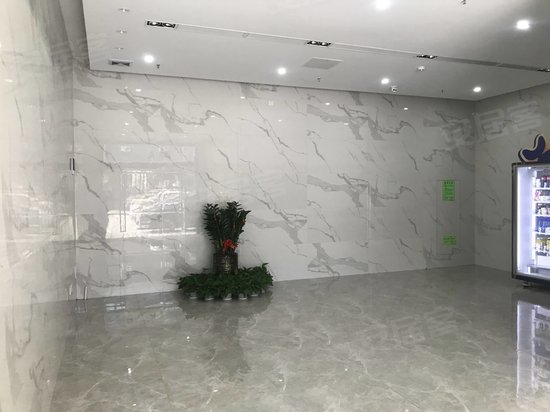 禧鸿源工业大厦 