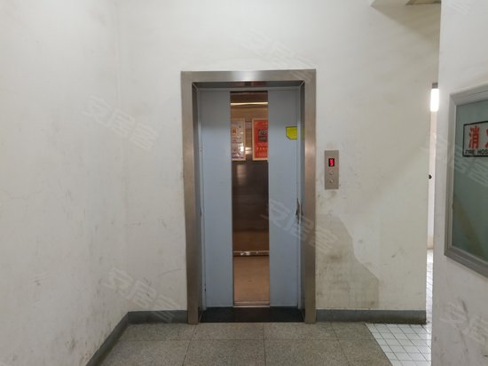 左右空间商务中心 